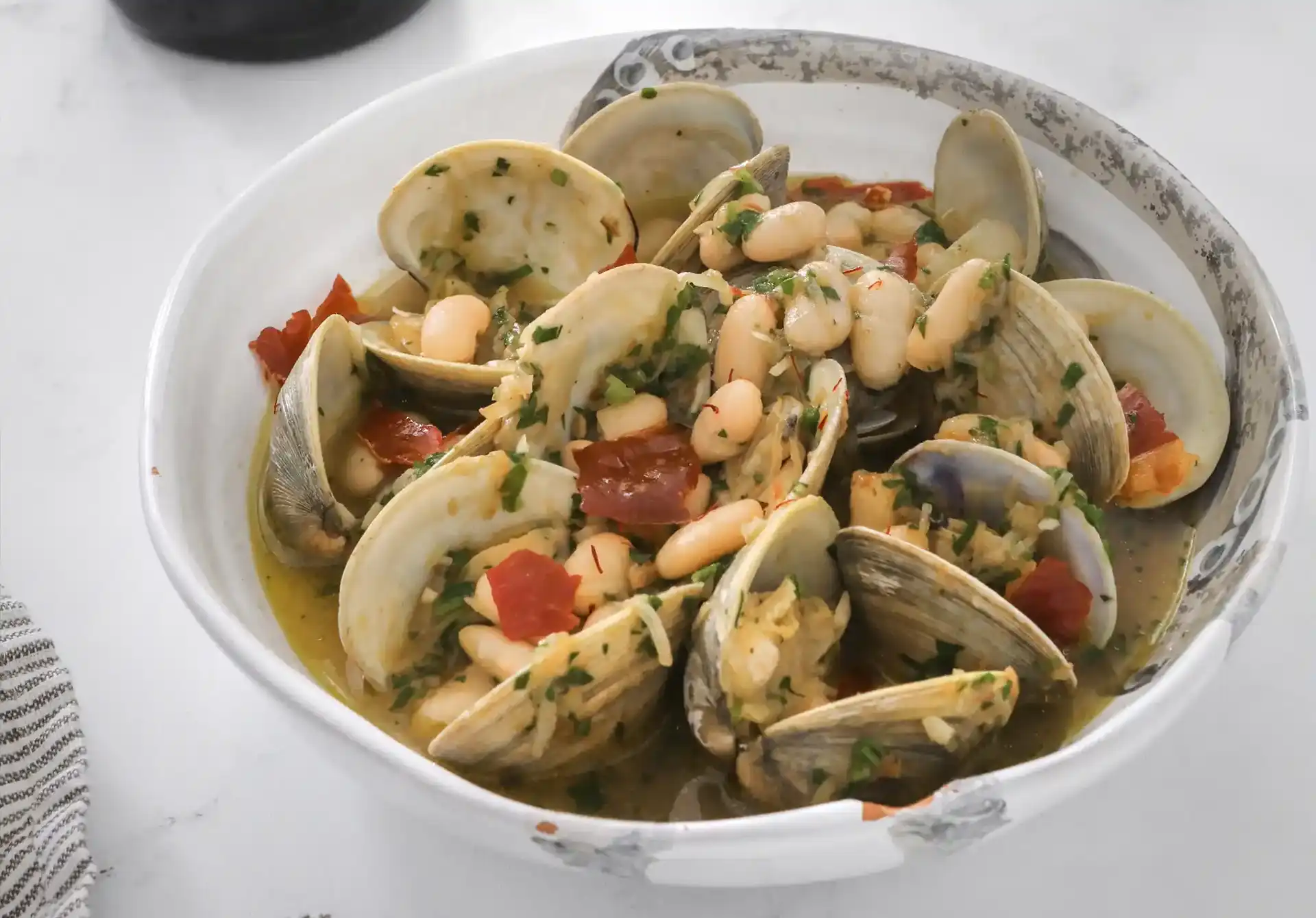 Clams with White Beans and ConsorcioSerrano Ham